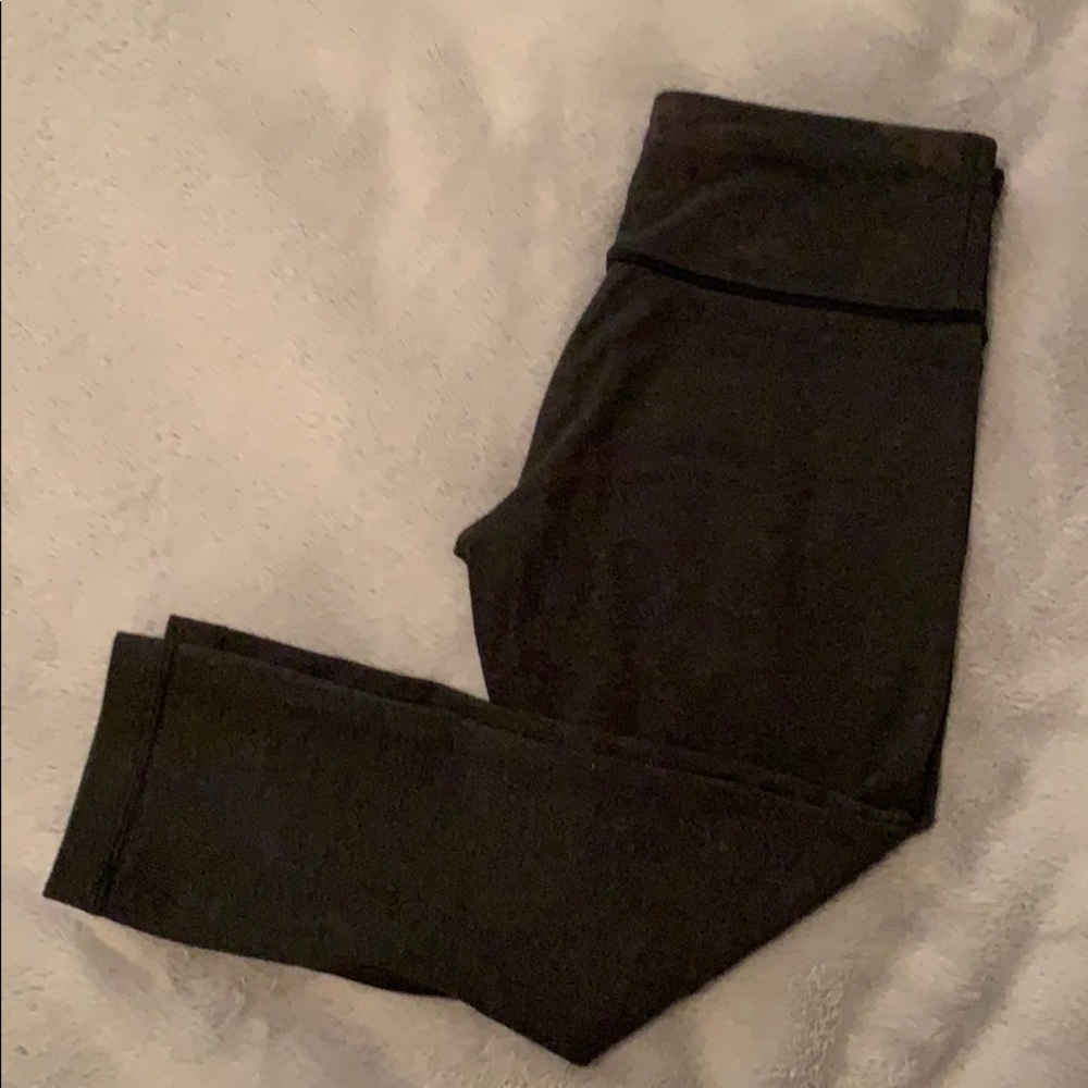Lululemon Dark Grey Crops